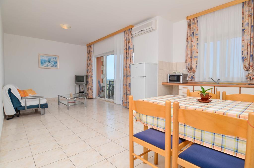 Apartments Villa Iva Orebić Стая снимка