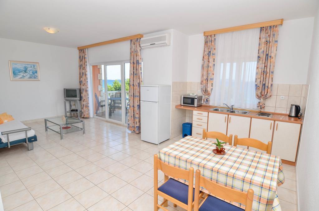 Apartments Villa Iva Orebić Стая снимка